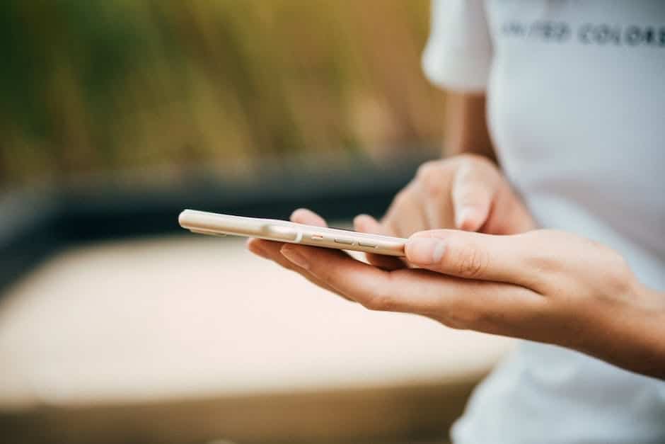 Reaching Out for Help for Those With Phone Anxiety