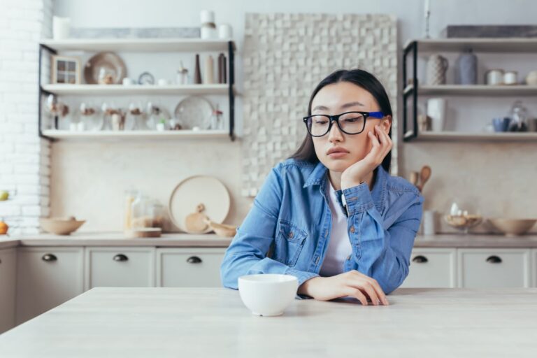 Woman going through a depressive episode and wondering how to get out of it